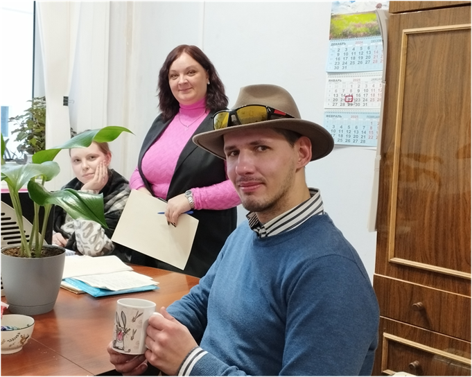 Сегодня 22 января 2025 года путешественник, блогер, автор проекта «Шесть чашек кофе» Александр Пластков посетил рабочий поселок Шимск.
